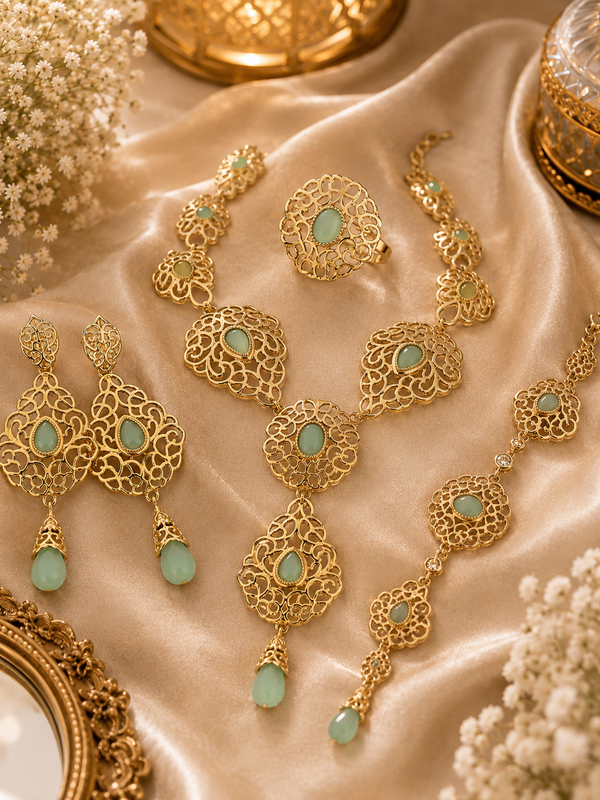 Mint Gold Set
